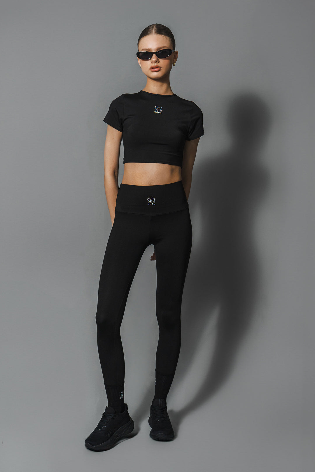 Statement Set in Black