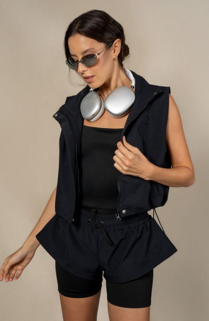 Miko Vest Black